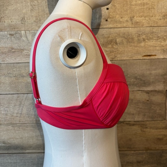 La Blanca women’s fuchsia coloured underwire cup ruched bikini top 32D‎ - Picture 3 of 11